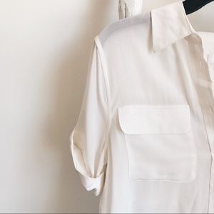 Equipment short sleeve blouse.